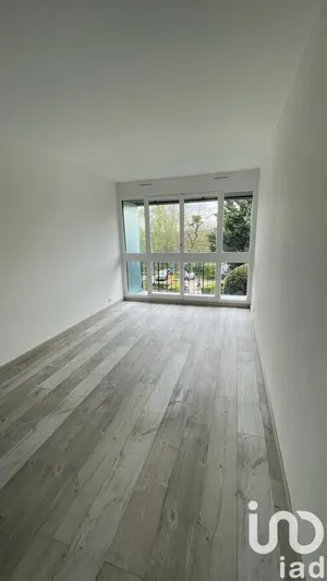 Studio à Grigny (91350)