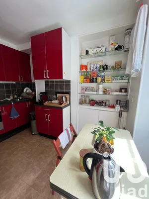 Apartment in Paris (75016)
