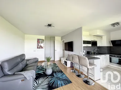 Apartment in Neuilly-sur-Marne (93330)