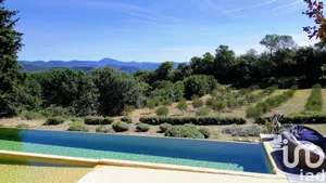 Mas in Crestet (84110)