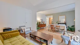 Apartment in Paris (75011)