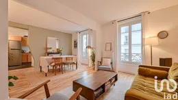 Apartment in Paris (75011)