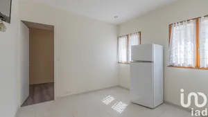 Studio à Annecy (74000)