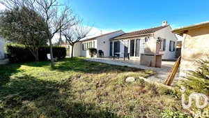 House at RODILHAN (30230)