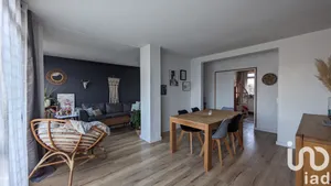 Apartment at MONT-SAINT-AIGNAN (76130)