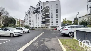 Appartement à VILLEJUIF (94800)