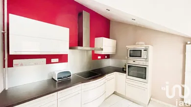 House at Auve (51800)