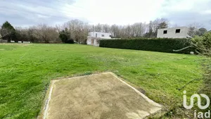 Terrain à bâtir à Yvré-l'Évêque (72100)