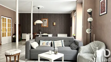 Townhouse at Châteaudun (28200)