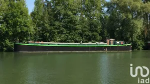 Barge at VILLENEUVE-LA-GARENNE (92390)