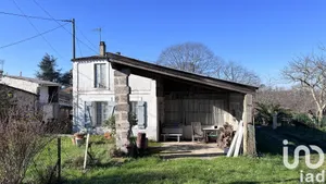 Village house in Saint-Martin-du-Bois (33910)
