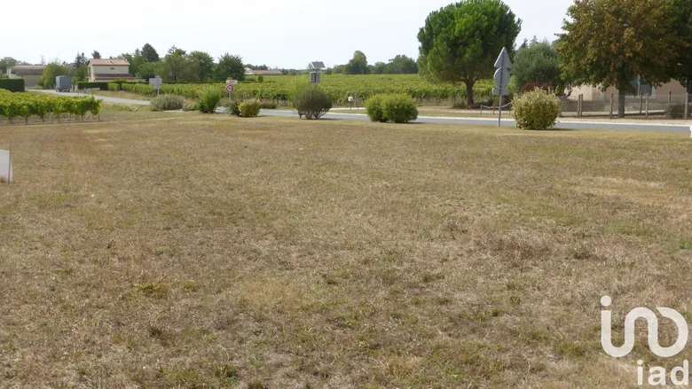 Terrain à bâtir à Brie-Sous-Archiac (17520) · 19 900 €