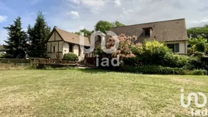 Townhouse in ABLIS (78660)