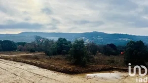 Terrain à bâtir à Rustrel (84400)
