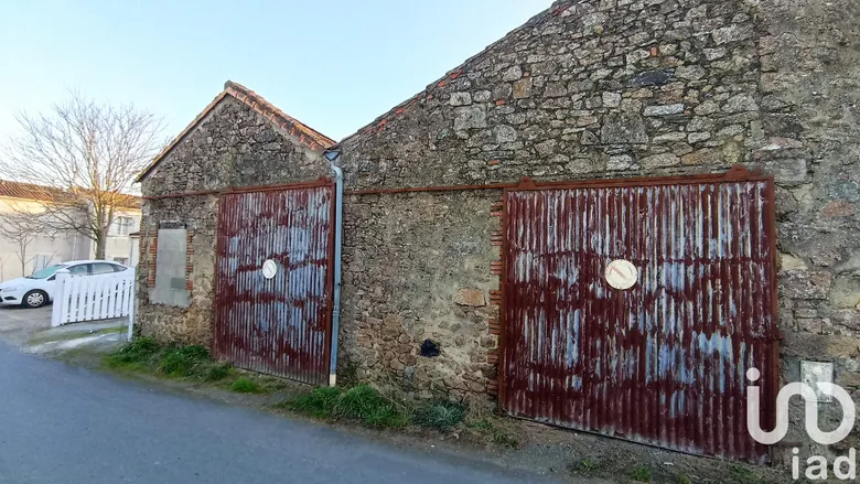 Maison 1 pièce 140 m² · à Bournezeau · 140 m² · 28 500 €