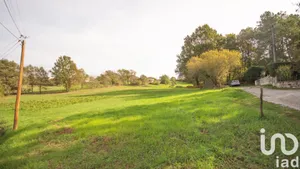 Terrain à bâtir à USSAC (19270)