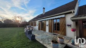 Traditional house at PAMFOU (77830)