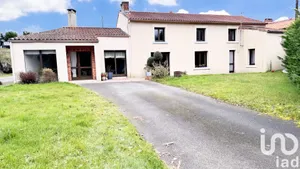 Park home at Saint-Pierre-du-Chemin (85120)