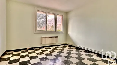 Appartement à VIZILLE (38220)