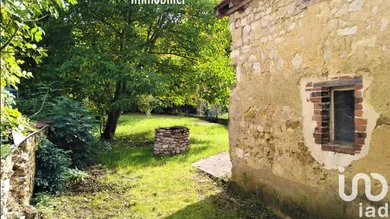 Village house at Leugny (89130)