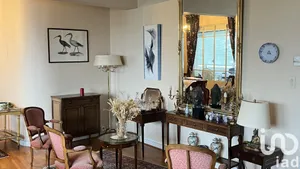 Apartment at BORDEAUX (33000)