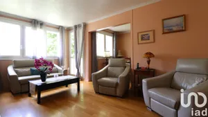 Apartment in Saint-Michel-sur-Orge (91240)