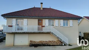 Maison à Saint-André-le-Gaz (38490)