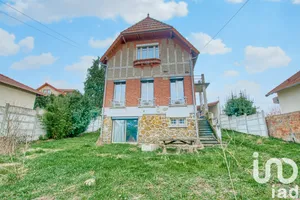 House at Sainte-Geneviève-des-Bois (91700)