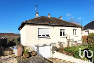 House at Montmacq (60150)