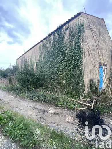 Terrain à Vérines (17540)