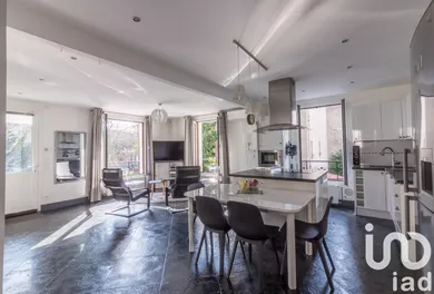 House at Sartrouville (78500)