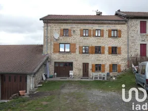 Farm at SAINT-PIERRE-LA-BOURLHONNE (63480)