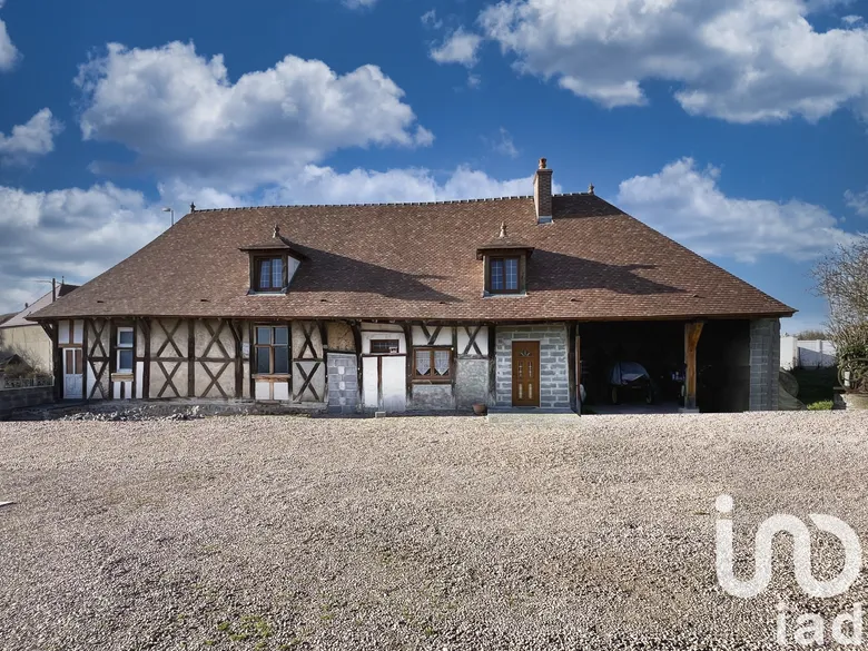 Maison 3 pièces 55 m² · à Monetay sur Loire · 55 m² · 100 000 €