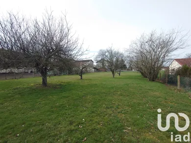 Terrain à bâtir à Bellac (87300)
