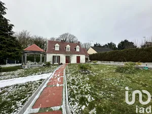 Maison traditionnelle à Méru (60110)