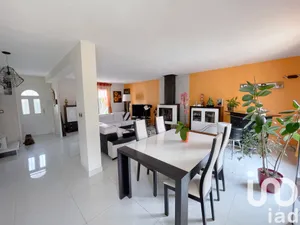 Traditional house in Santeny (94440)