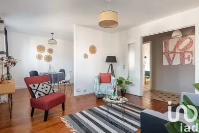 Apartment in Saint-Martin-d'Hères (38400)