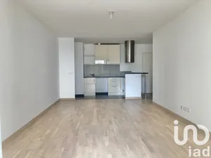 Apartment at Le Plessis-Robinson (92350)