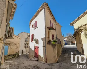 Maison de village à Peyruis (04310)