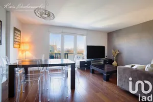 Apartment in Divonne-les-Bains (01220)