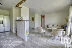Apartment at Les Mureaux (78130)