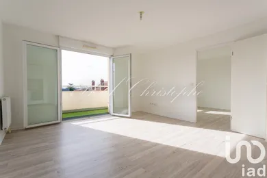 Appartement à Chanteloup-les-Vignes (78570)
