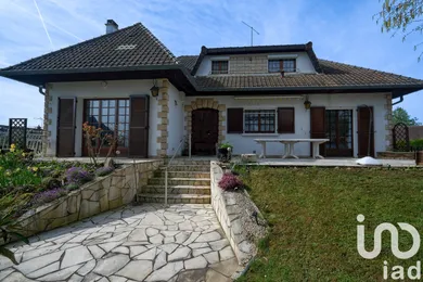 Traditional house at Changis-sur-Marne (77660)
