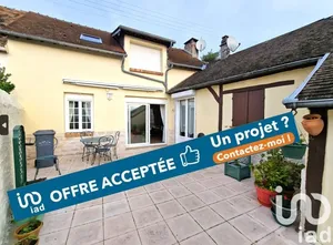 Townhouse in PACY-SUR-EURE (27120)
