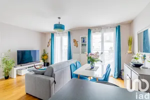 Apartment in PALAISEAU (91120)