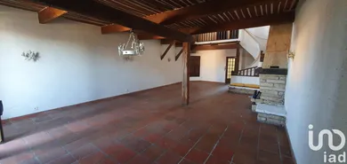 Immeuble à Peyrolles-en-Provence (13860)