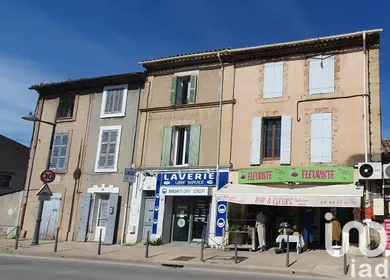 Immeuble à Peyrolles-en-Provence (13860)