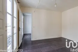 Apartment in Paris (75018)
