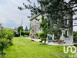 Mansion at PONTPOINT (60700)