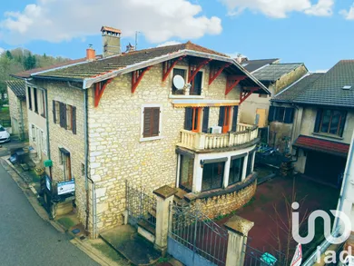 Maison de village à Neuville-sur-Ain (01160)